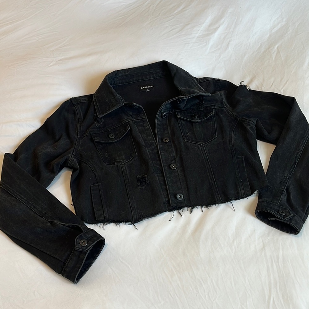 Cropped Black Jean Jacket size M